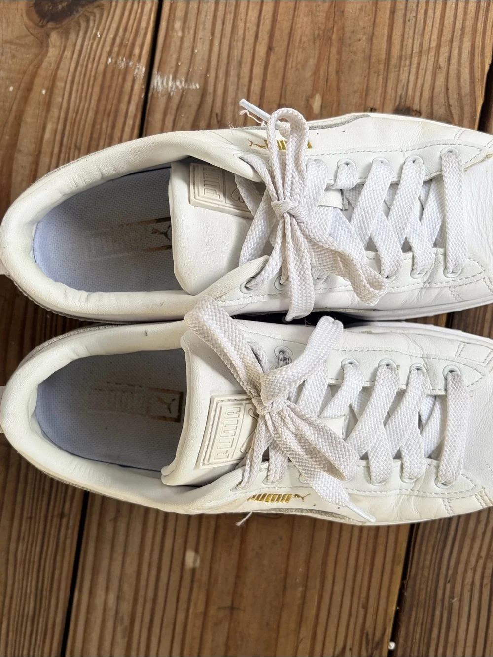 PUMA Mayze Stack Women’s 8.5 White Leather Platform Sneakers Gold Logo